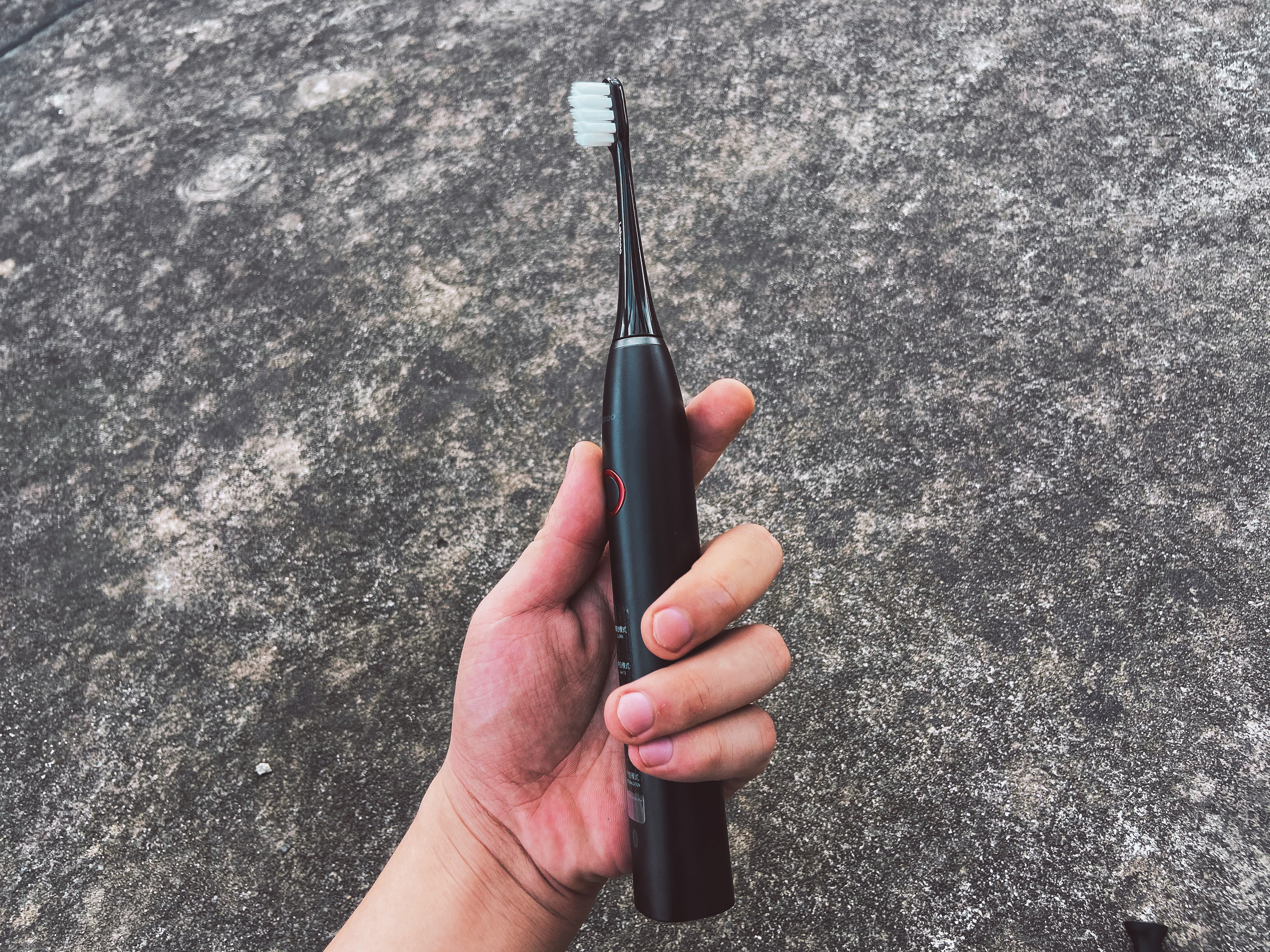 华为生态+2500毫安+磁悬机芯，力博得智能声波牙刷值不值得买？