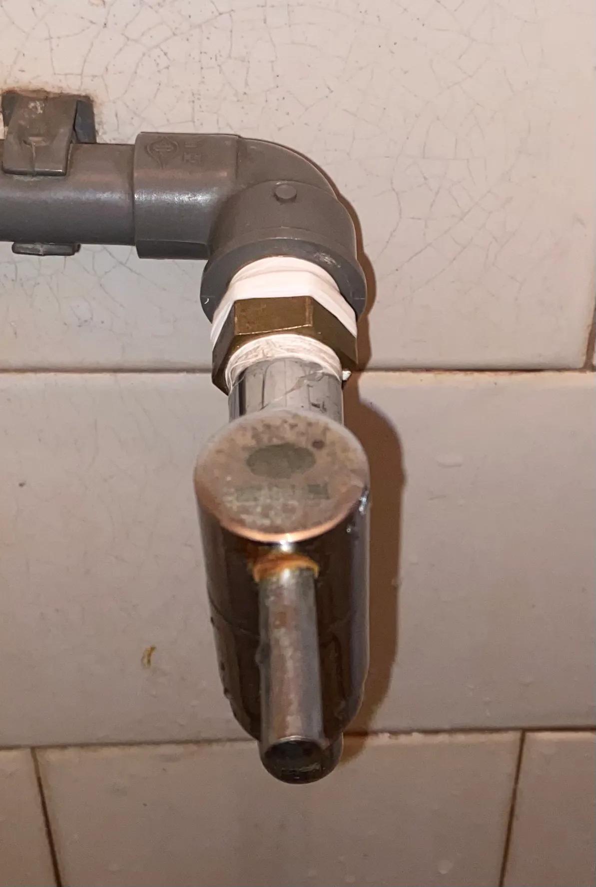 水龙头的更换（您的方法操作，正确了吗？）??