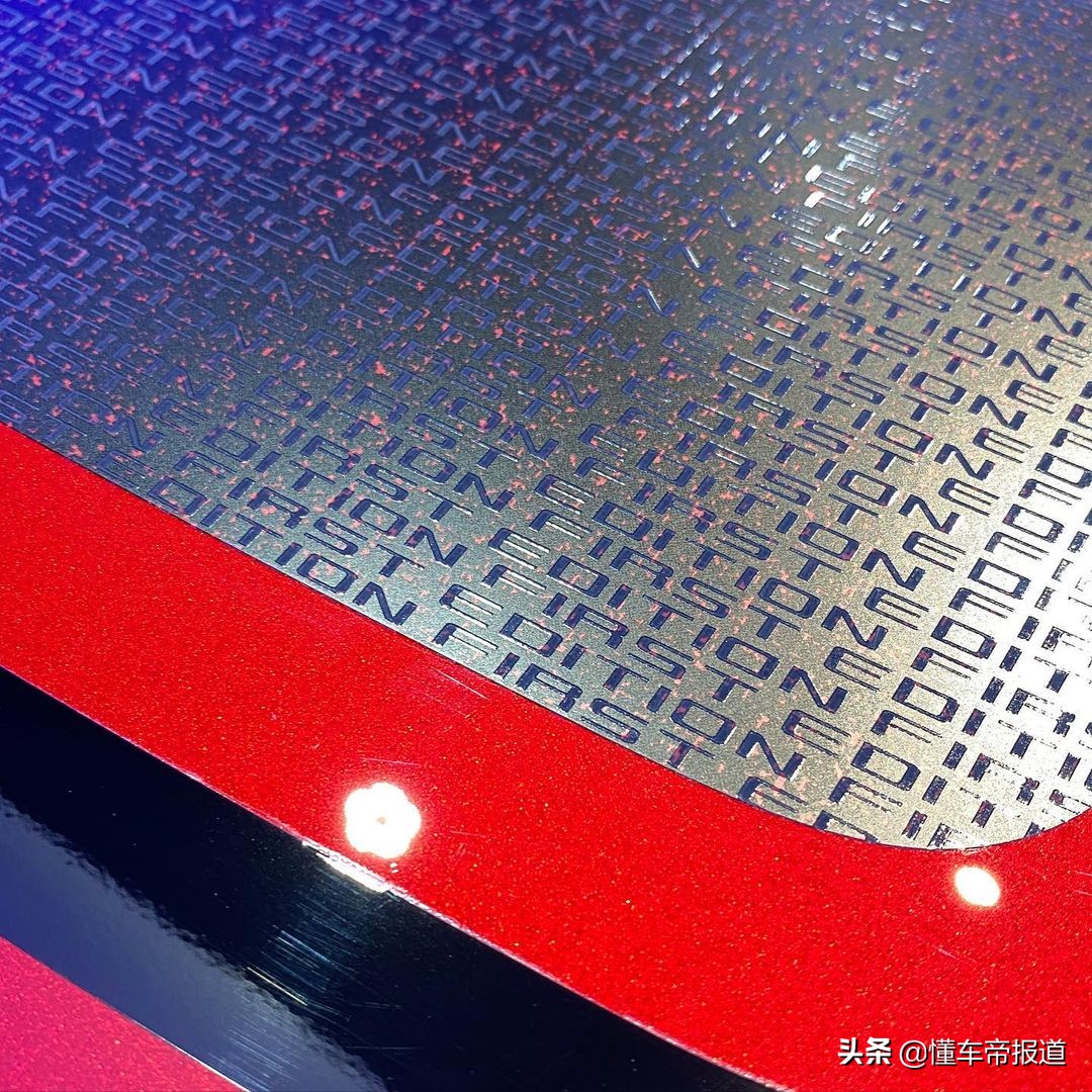 新车 </p><p>　　 售价约合人民币17万，锐际姊妹车，福特Maverick第一版发布