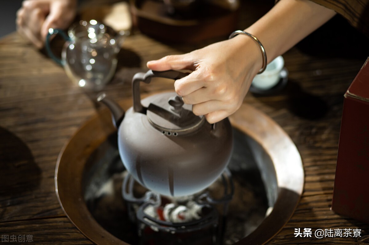 传承百年的无价之宝！普洱茶中的号级茶，到底是什么滋味？