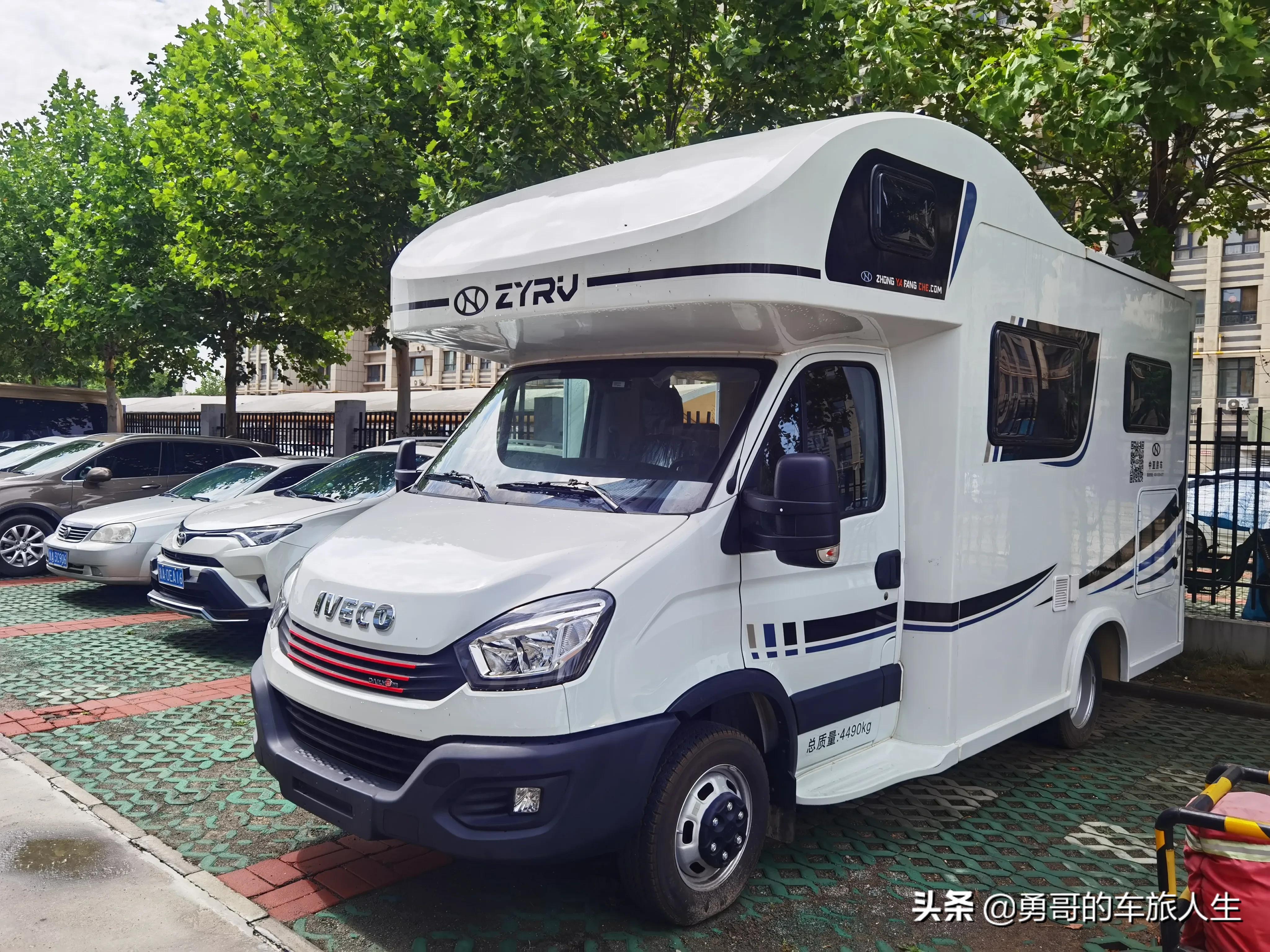 国五升国六，依维柯房车暴跌15万？房车的成本价是多少？是暴利吗