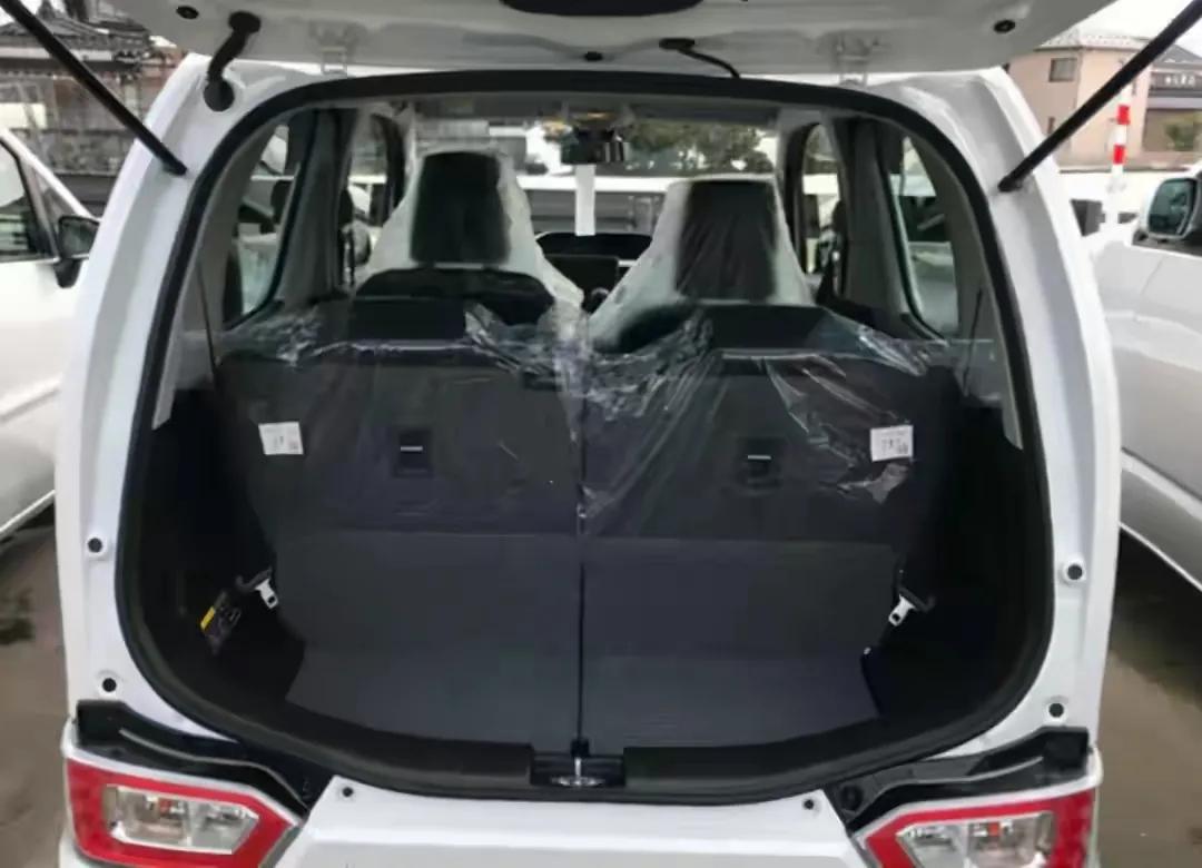 约合人民币3.5万起售！美版铃木北斗星到店，配1.0L+CVT