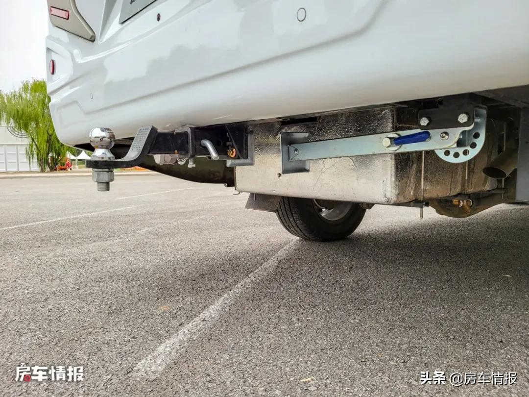 新款长城炮房车实拍！2.0T+8AT带四驱有后锁，拖家带口也能去撒野