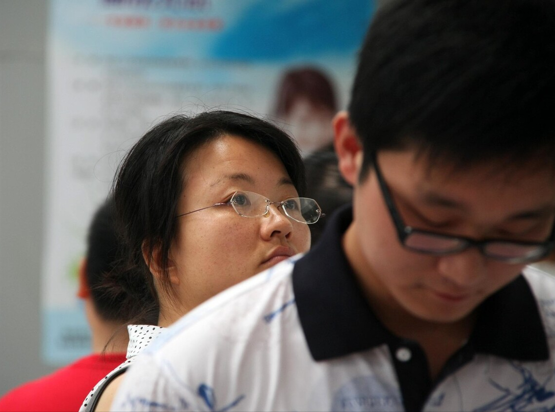 大学生实习时，不要轻易签三方协议，可能会弄丢“应届生”身份