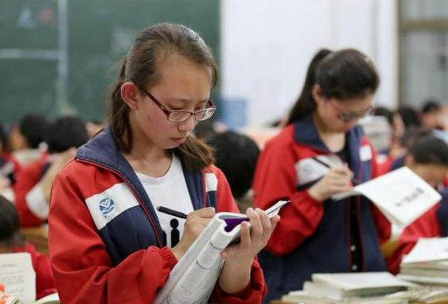 高考增加“身份限制”，明年的考生要自查，不符合条件将无缘高考