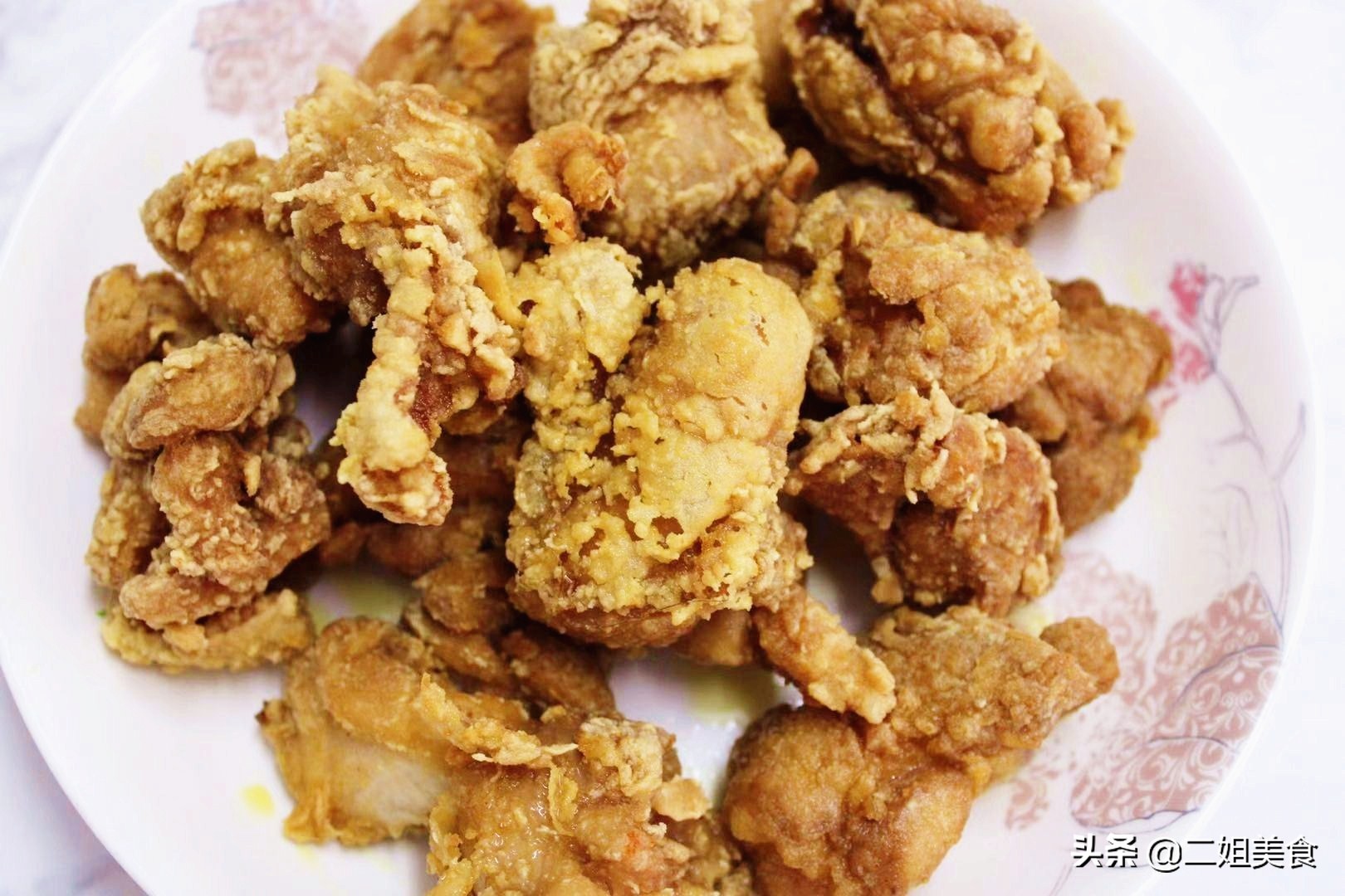腌制方法对了，蒜香鸡翅就入味了，做法都告诉你，外酥里嫩，好吃