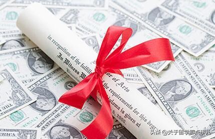 写美国留学奖学金申请理由时，需要注意哪几个方面呢？