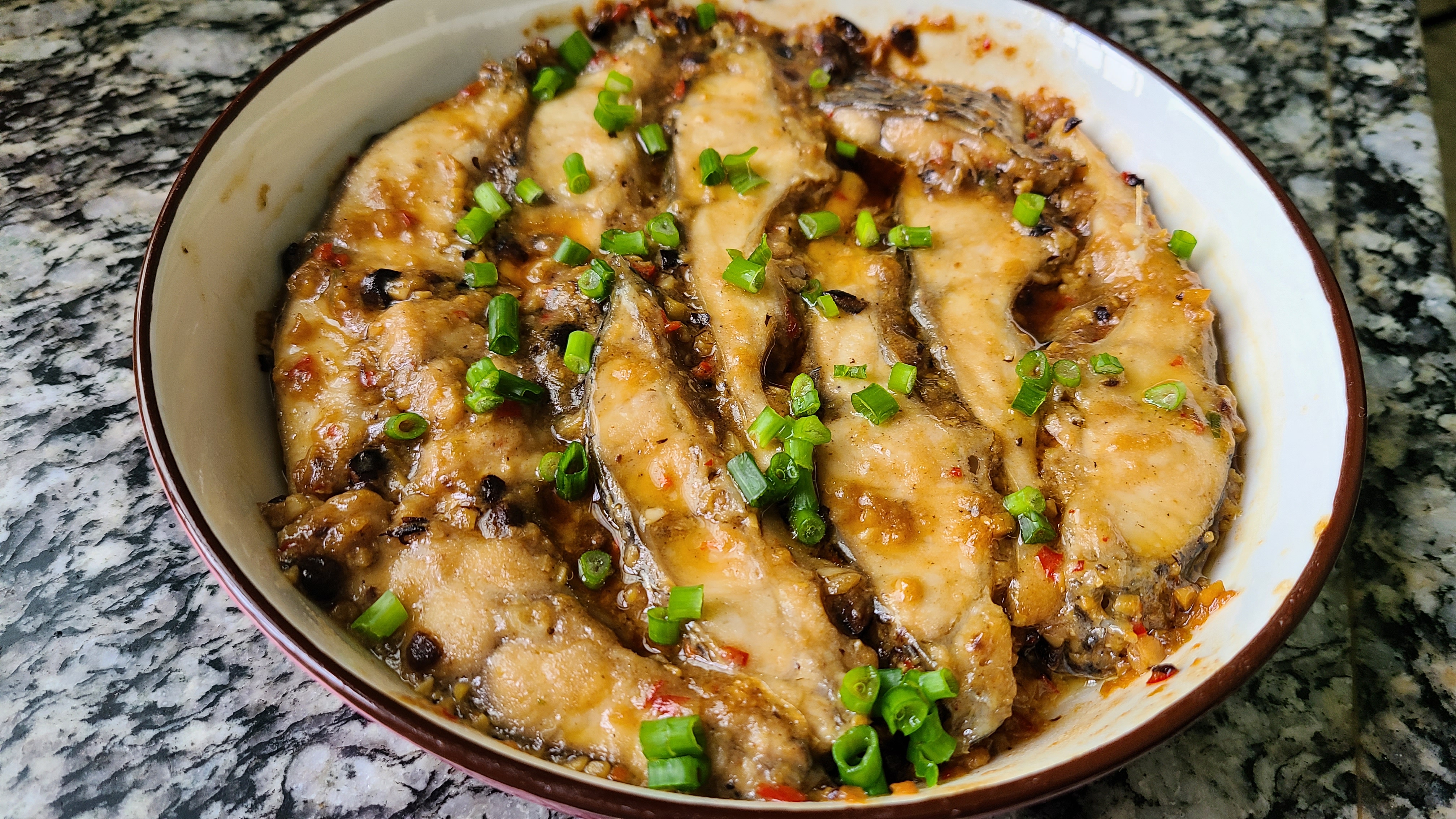 豆豉蒸鱼正宗的做法(又香又好吃的一道美味家常菜)-19盒子