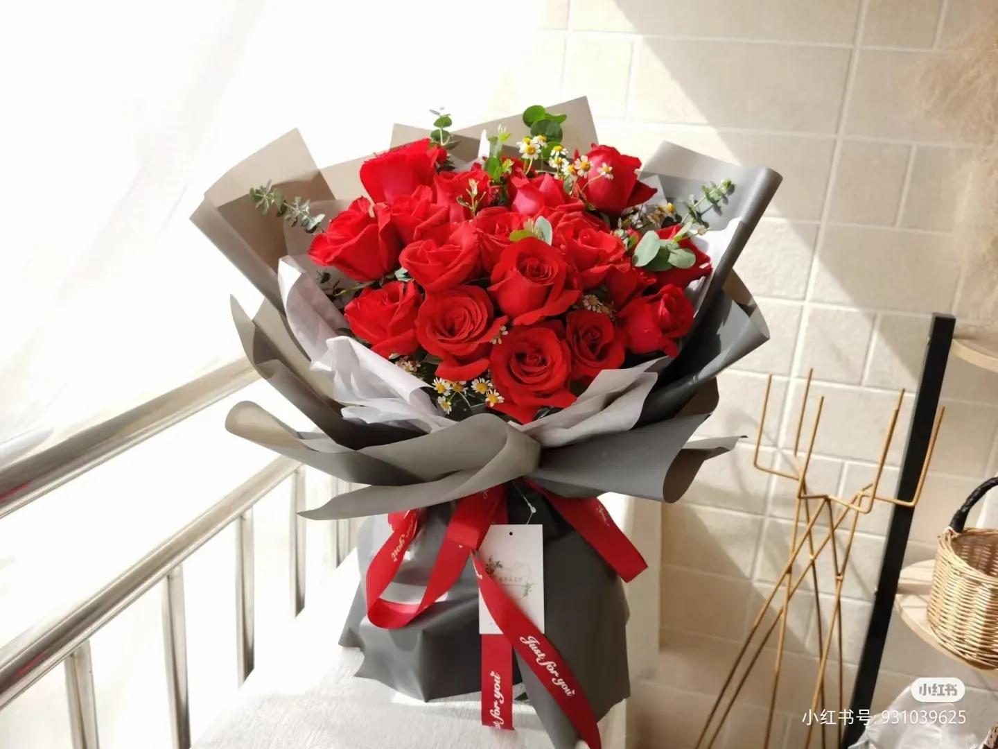 开花店到底挣不挣钱（1）