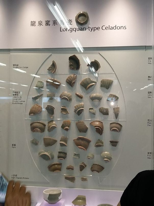 不断延伸的香港地铁