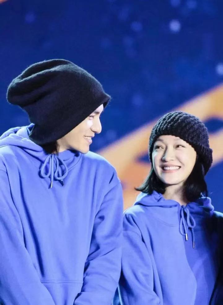 都是同学，为什么赵薇和黄晓明更亲近，和陈坤却越来越疏远？