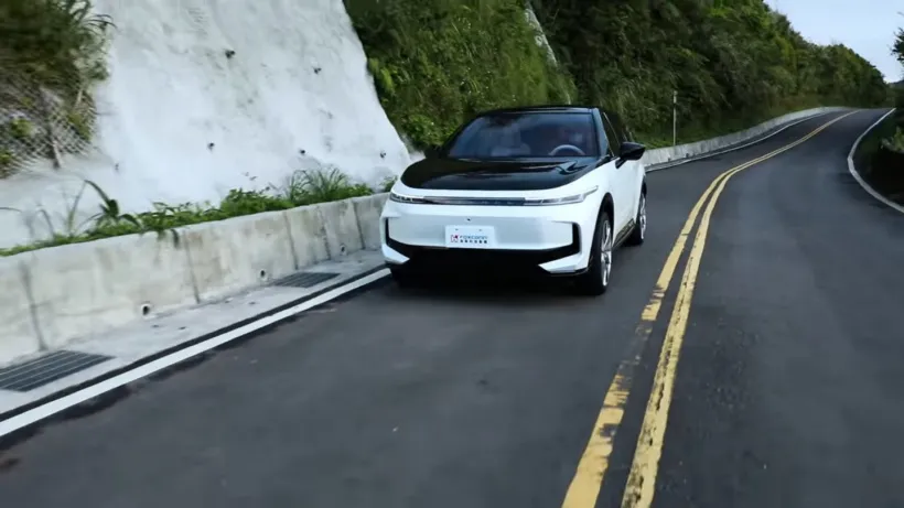 什么？富士康也出汽车，这LOGO设计有点熟悉