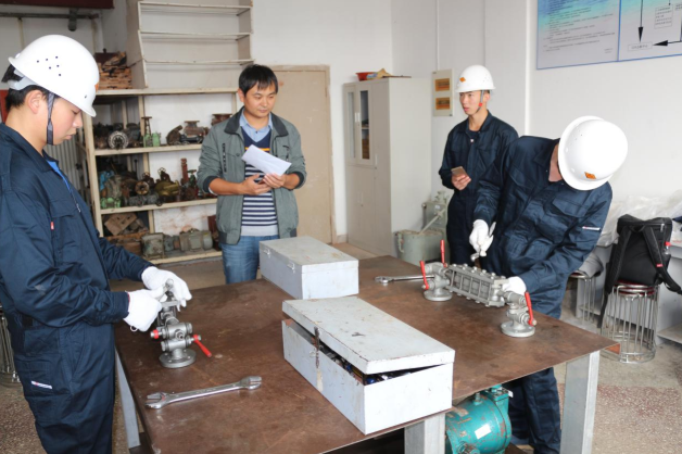 就业率很高的六大专业，榜首就业率高达99%，家里无人脉的可考虑