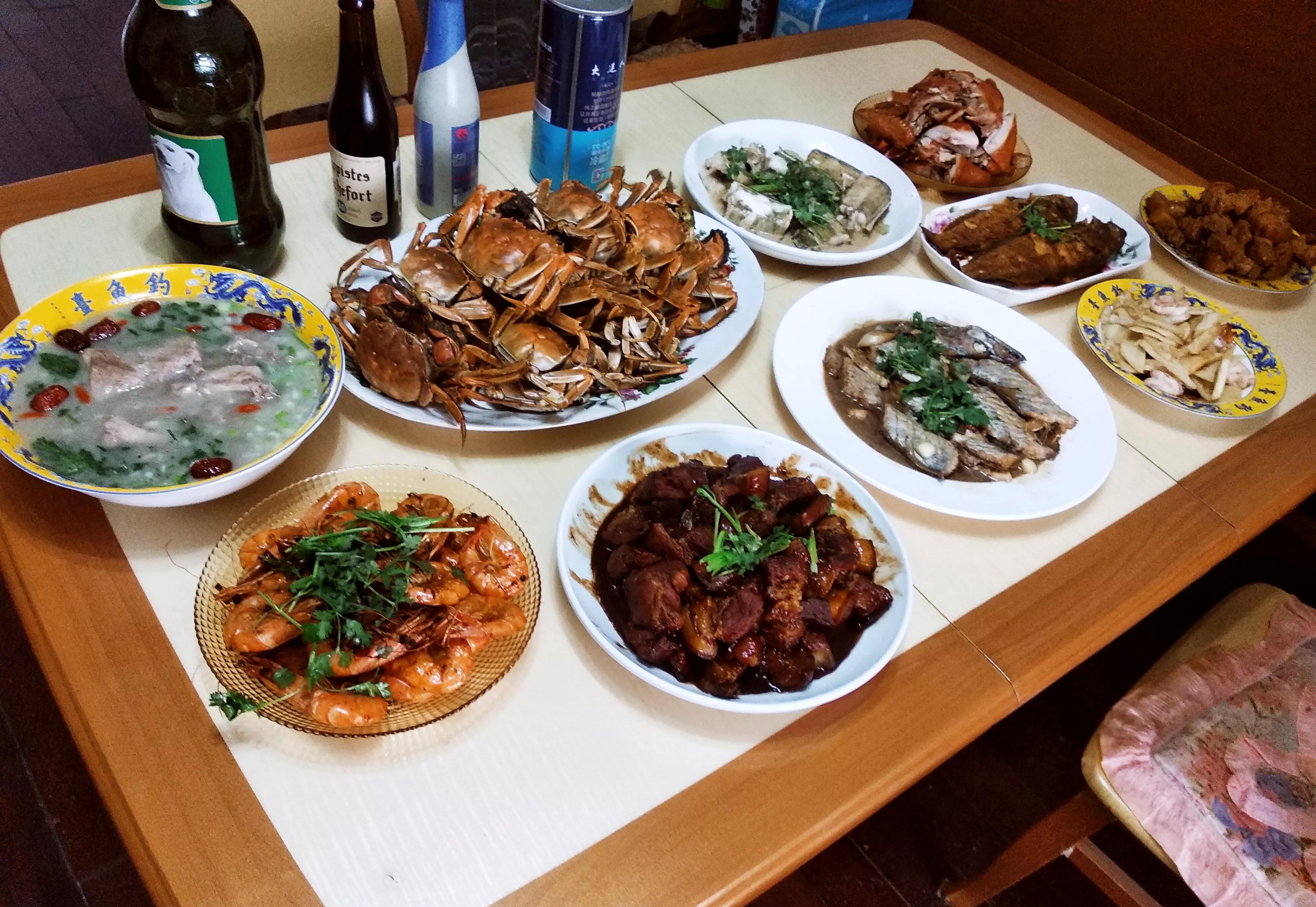 过年买啤酒:除了黄色啤酒，白啤、黑啤和干啤，酒劲不一样别选错
