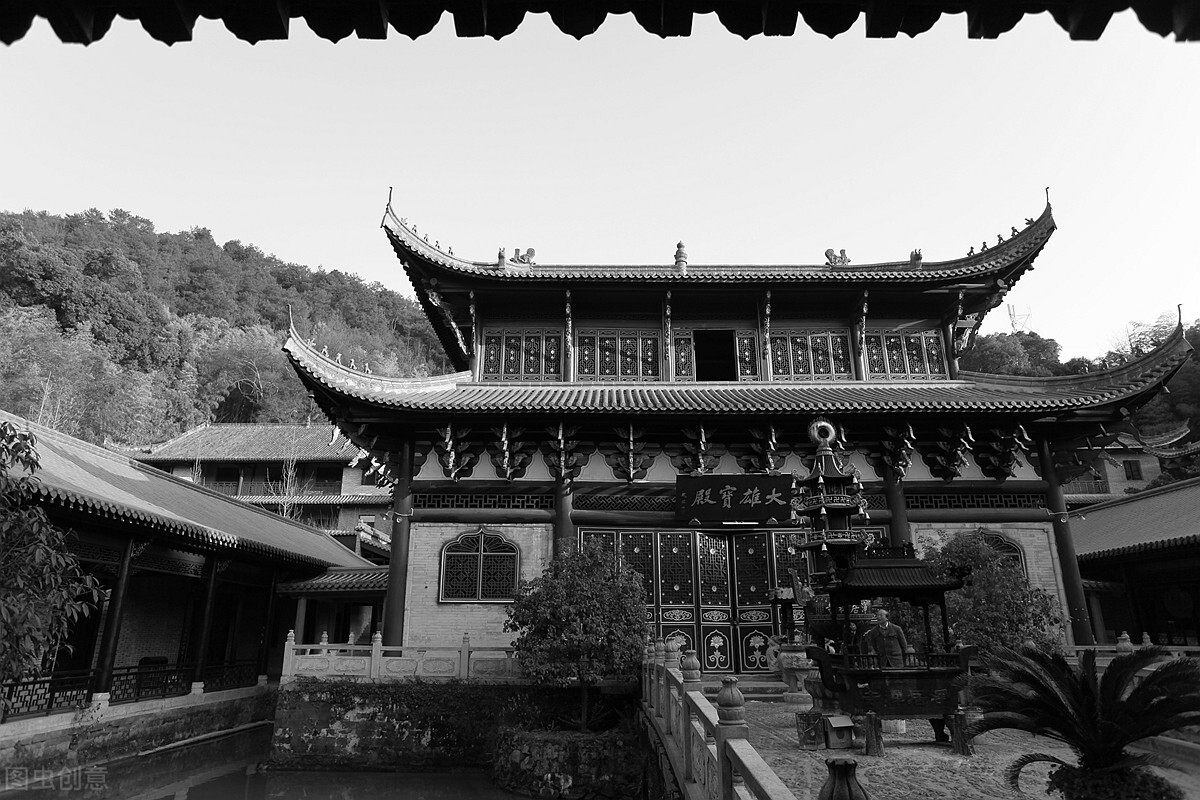 真正厲害的人，從來不“控制情緒”