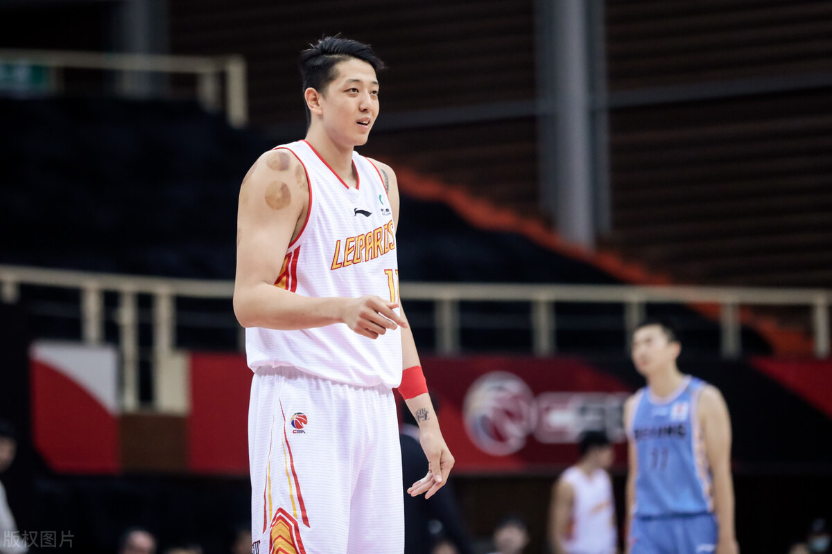 2018cba为什么停赛(CBA球员禁赛有内幕？媒体人：这是某俱乐部偷鸡不成蚀把米的故事)