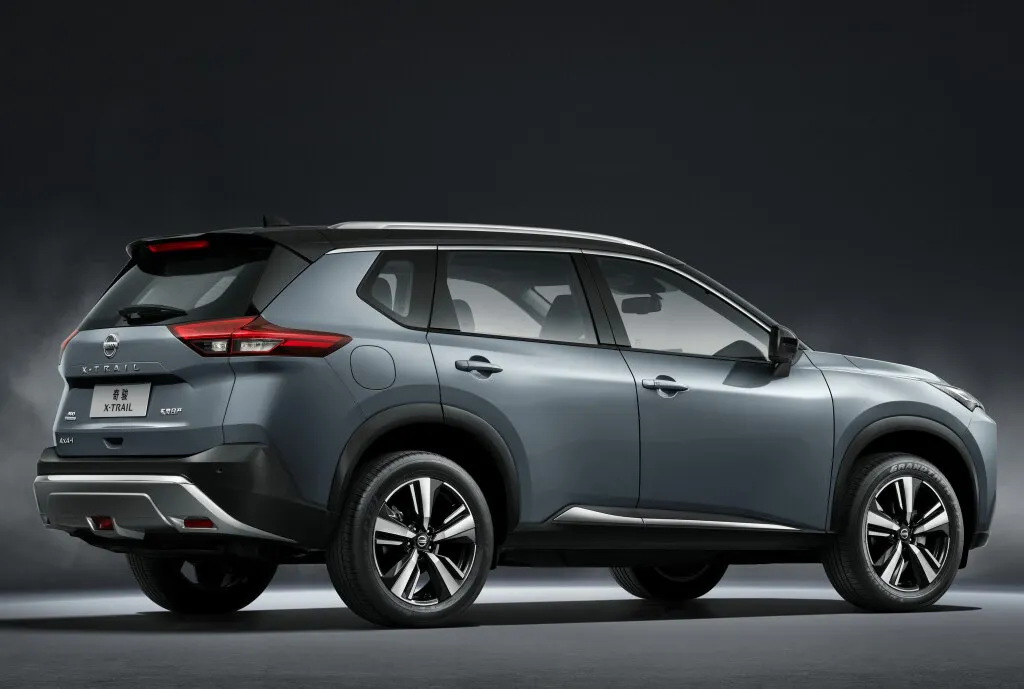 两款轴距超2.7米的紧凑型SUV,现代途胜L和日产奇骏怎么选?