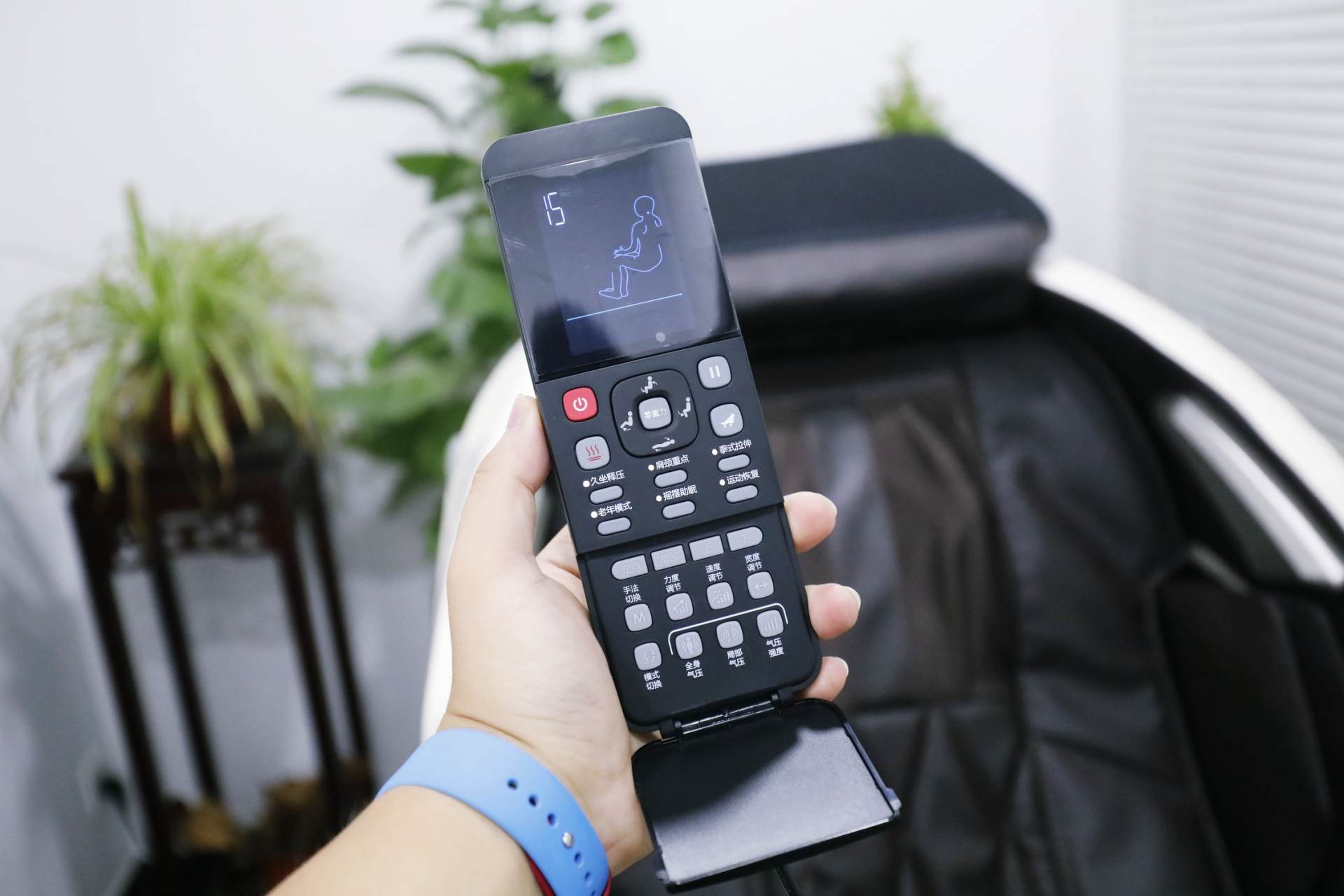 按摩椅是刚需还是噱头？创业公司老板告诉你，早买早享受