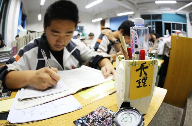 江西理科状元分享学习心得，真正的优秀，不是说说而已