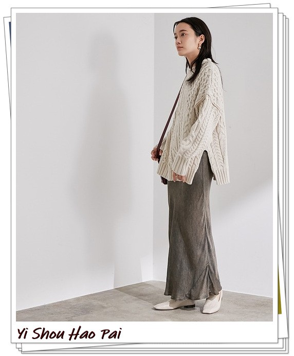 优雅而又知性！白色乐福鞋的秋冬搭配24例