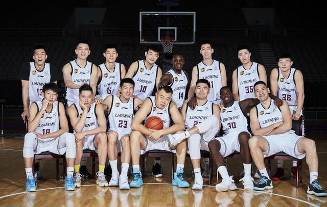 广西壮威为什么没上cba(NBL都打不了？昔日辽宁旧将25分钟仅2分 想回CBA难了)