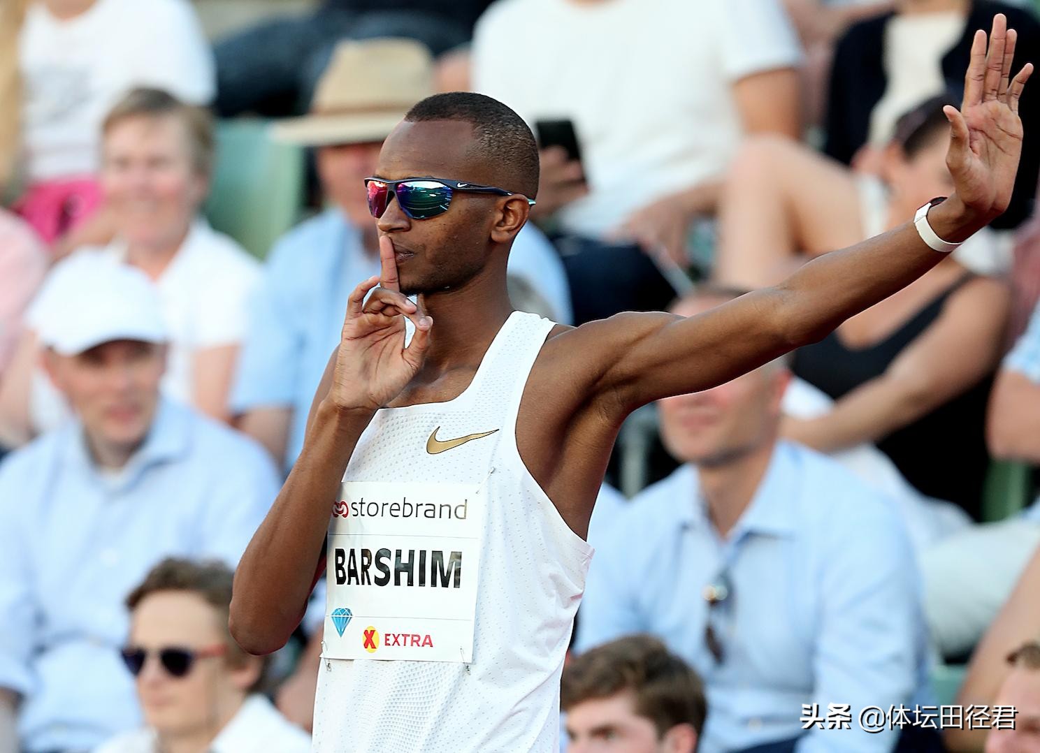 11次跃过2米40！他是世界跳高第二人 打破朱建华亚洲纪录