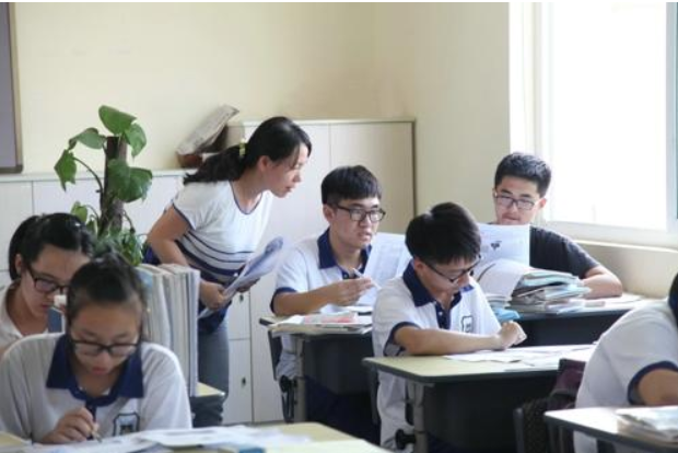 教育厅新通知，秋季高一新生实施新课程，修满学分才能毕业