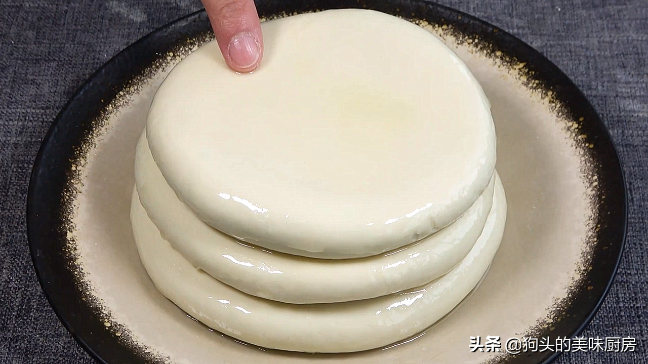 吃面条不要手擀了，教你懒人做法，做一次三天不早起，太方便了