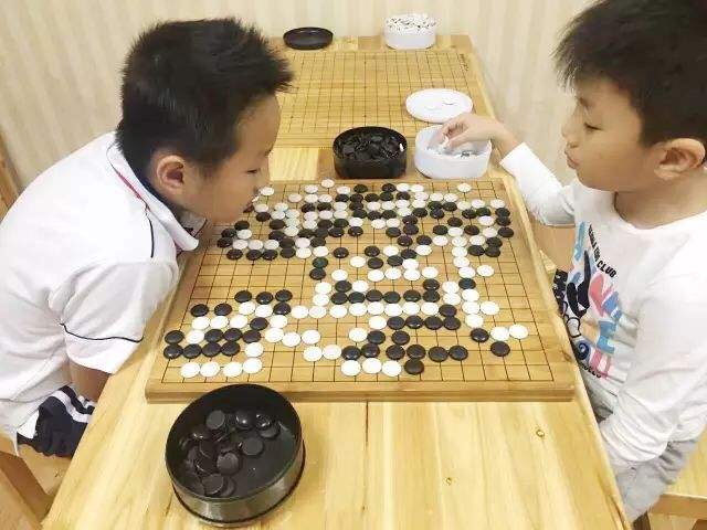 我陪孩子学了4年围棋，终于明白了这3件事，后悔太晚知道