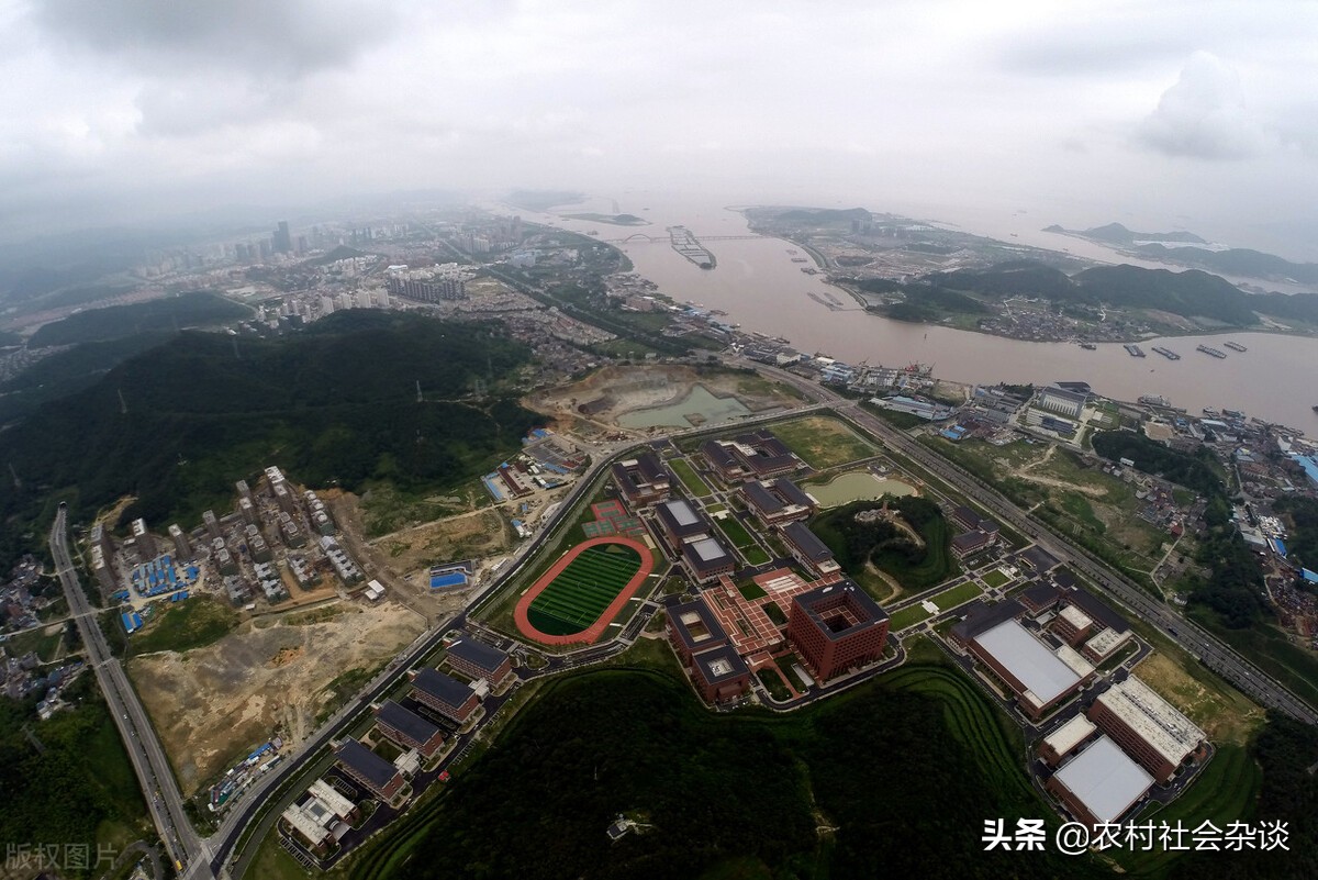 河南和浙江哪个高考难？