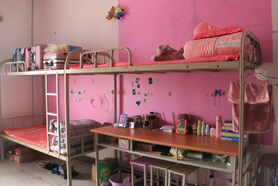 我国宿舍很牛的大学，堪称终极豪华版，能被录取的学生叫人羡慕