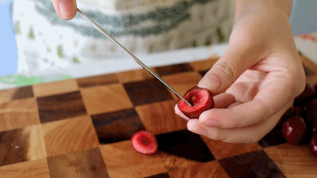 不吃又要等一年，爆浆好吃，闺女点100个赞！宝宝辅食