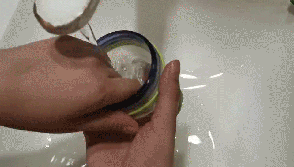 历时1个月追踪测评！5大热销奶瓶，10多处细节，扒干净了