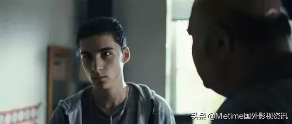 这部影片获得过三项国际大奖,影片泪点较多,建议观影时带上纸巾