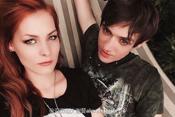 俄罗斯通灵师亚历山大俄罗斯灵媒真人秀通灵之战