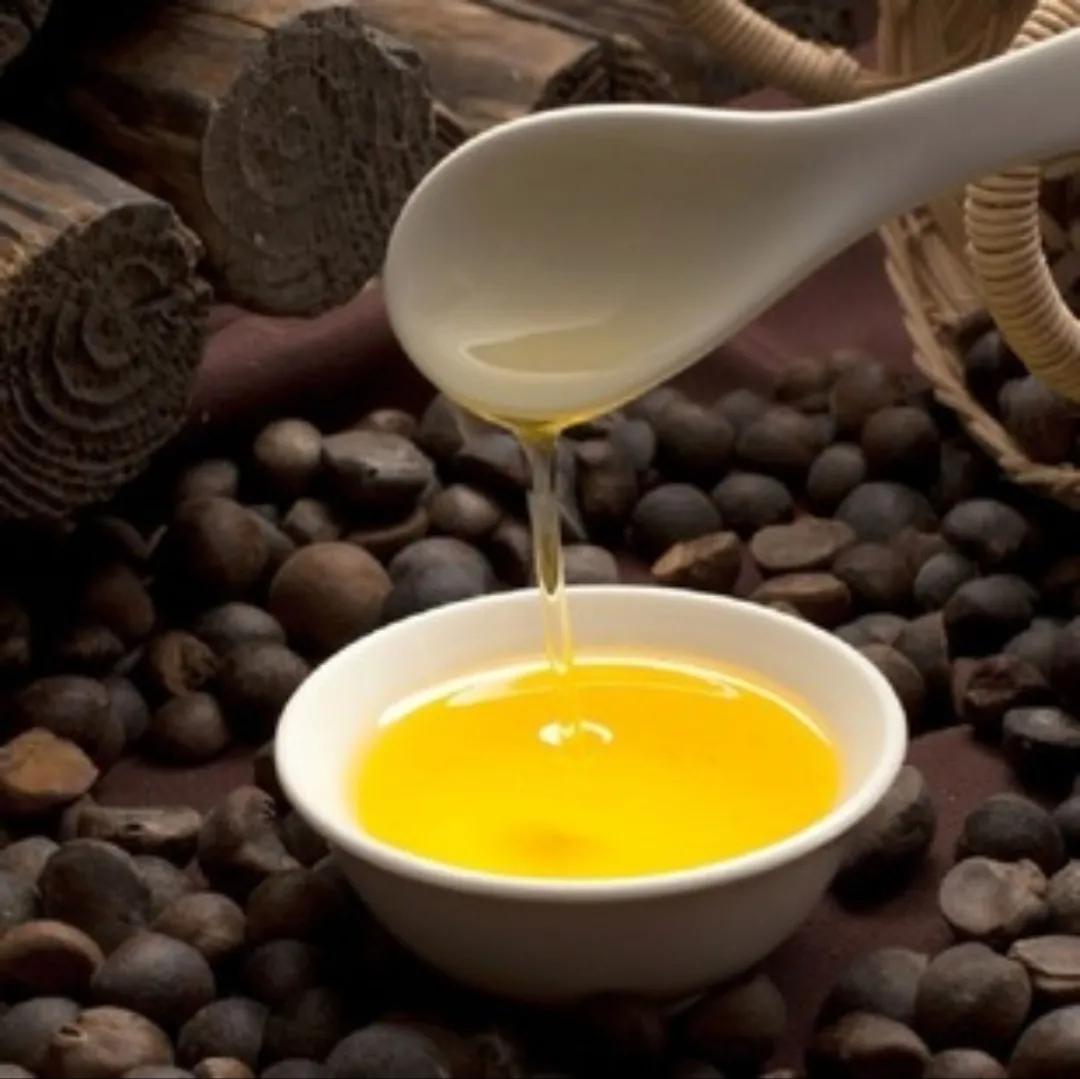 怎样选购优质茶油？