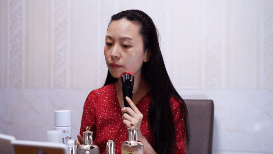 为居家少出门，给媳妇整了台美容仪，事情发展出乎意料