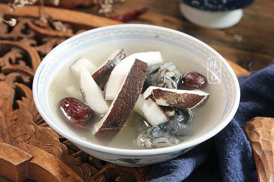 入冬后，广东人爱用这热带水果煲汤，椰香浓郁，营养不上火