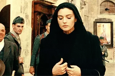 《西西里的美丽传说》：从莫妮卡·贝鲁奇那里学到的10个时尚技巧