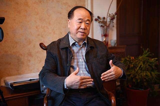 哈佛大学三个谎言雕像（莫言游览哈佛时写了首诗）