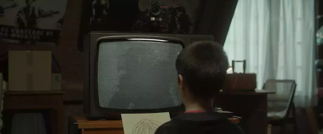 西班牙悬疑片《海市蜃楼》,其实是一个催人泪下的亲情片