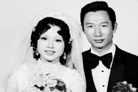 庄月明("扶贫千金"庄月明:新年夜离奇猝死,死后被李嘉诚利用?