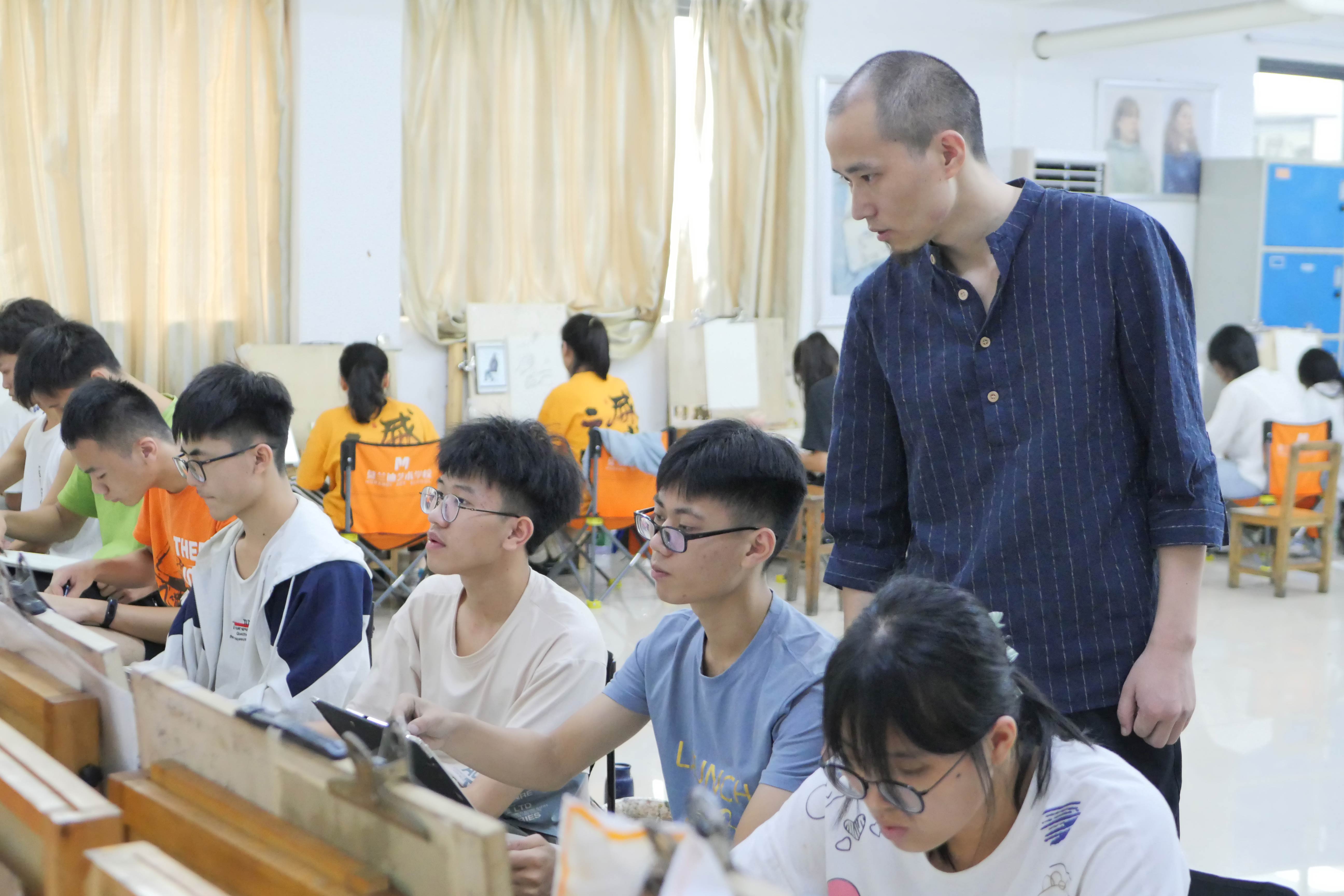 艺考丨校考和联考有什么区别，高考美术生你们必须知道这5个点