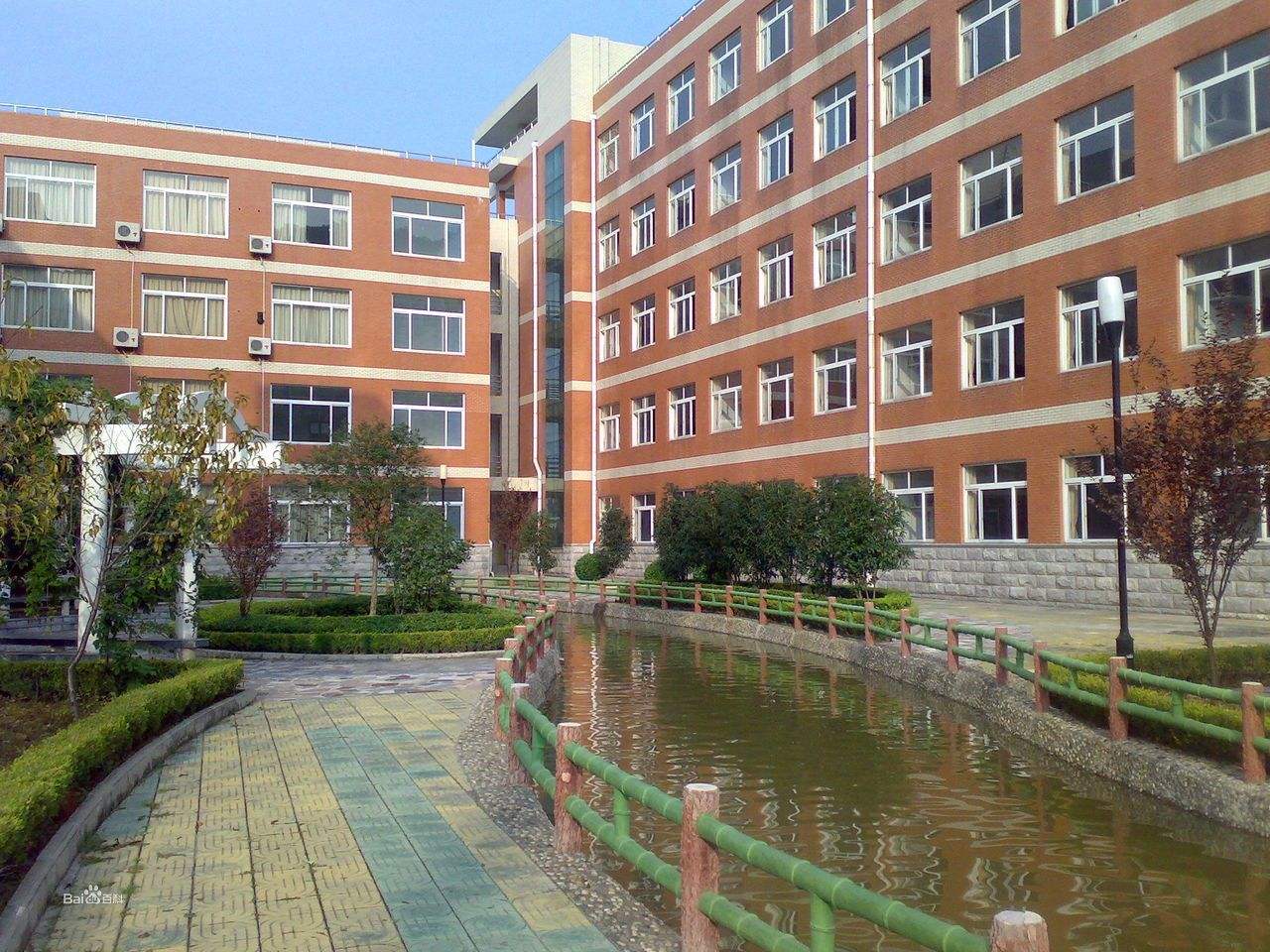 河南高中清北录取人数前四强，郸城一中32人录取居第二