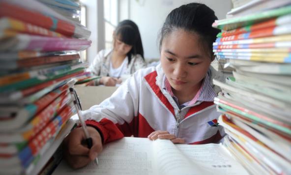 江苏高考分数线偏低遭质疑，又是数学惹的祸？葛大爷笑称不背锅