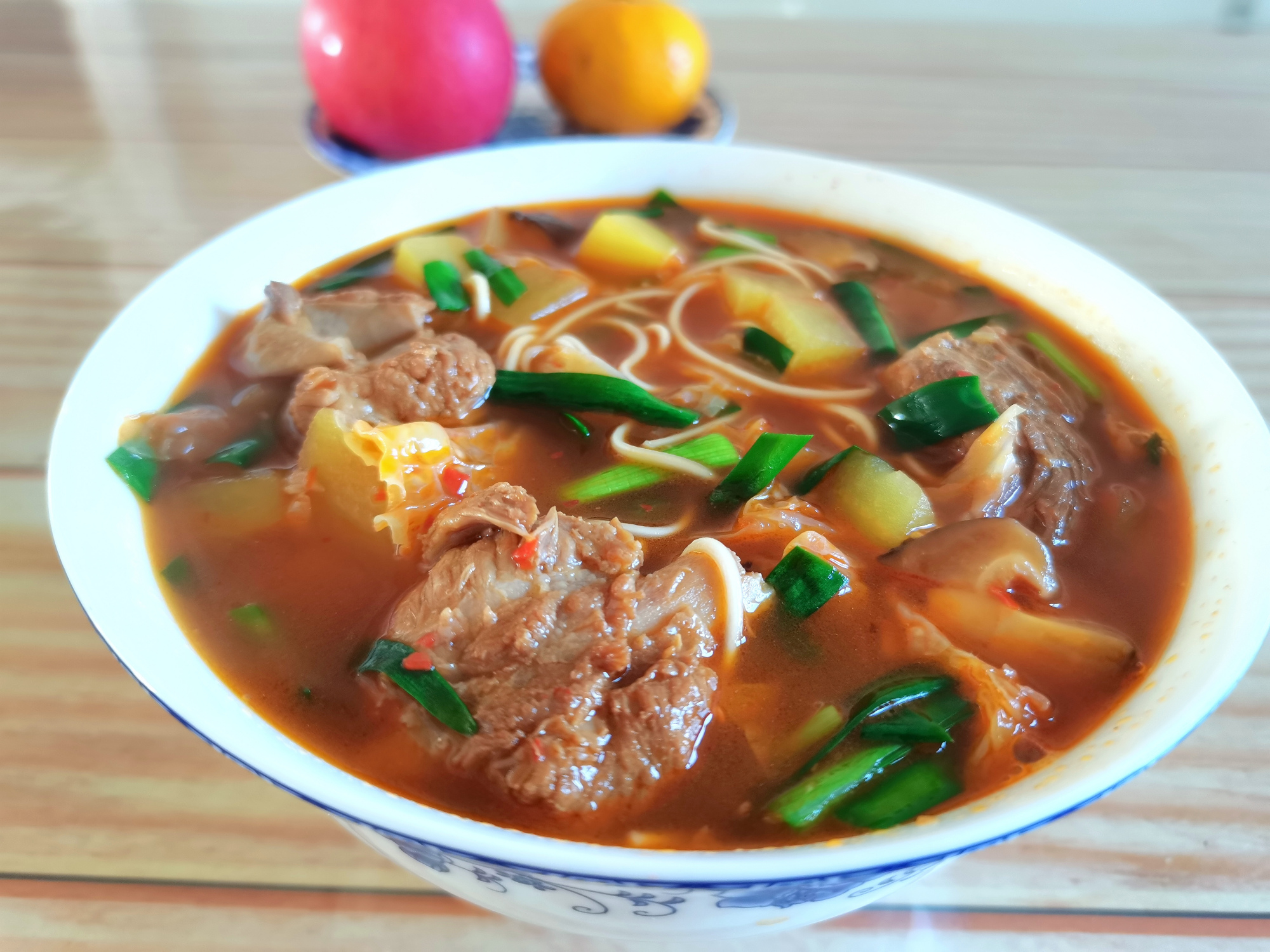 红烧肉面条做法(超美味经典红烧肉面的烹饪做法)-易创项目