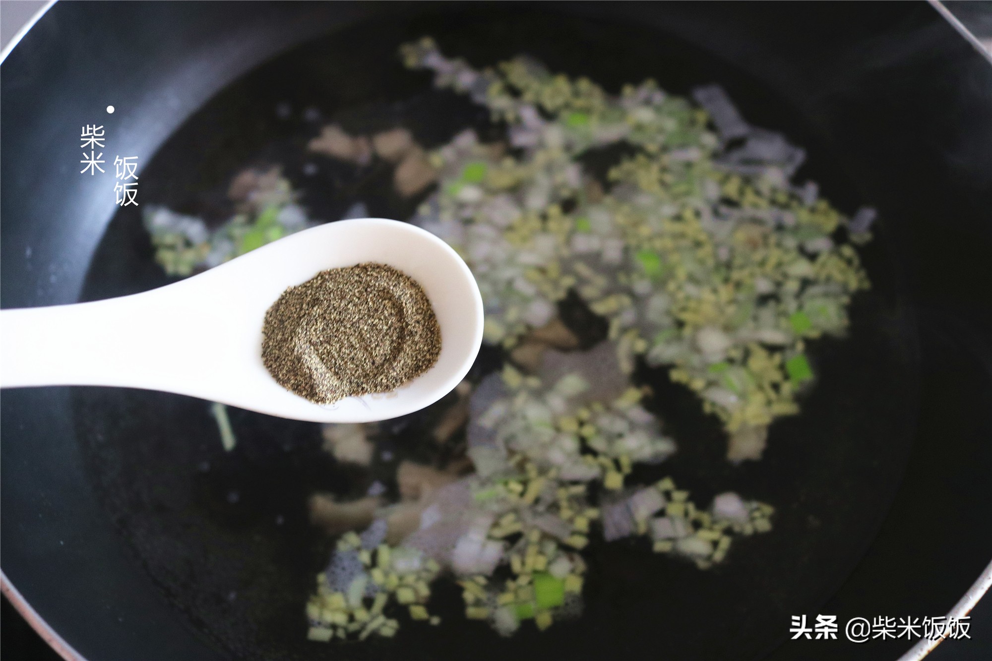 鸡蛋汤这样做，没有油烟，鲜香开胃，一碗下肚浑身舒服