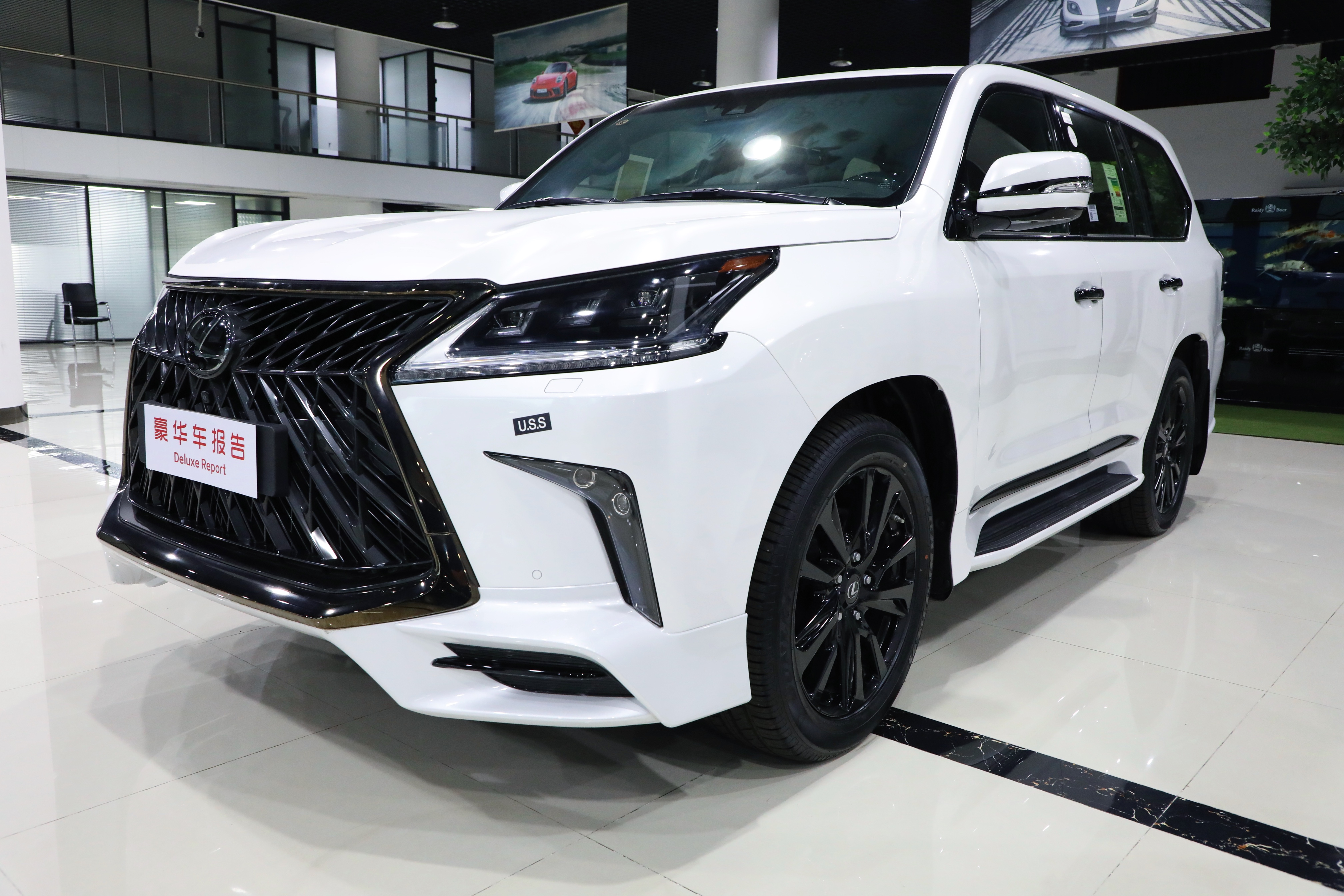 霸道陆巡历史重演？雷克萨斯LX570国六落地，涨到300万值得买吗？