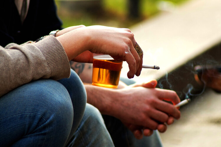 一喝水就尿频，到底是肾“坏”了，还是膀胱有问题？早点了解为好