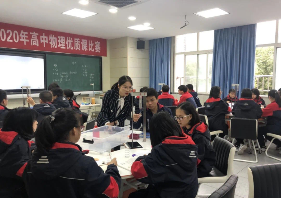 哪家校服最好看？重庆40所中学校服欣赏